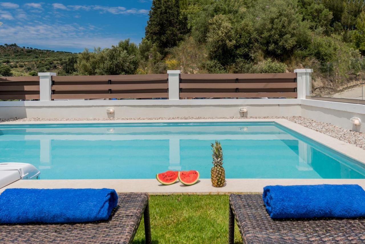 Astarte Villas - Villa Siesta With Private Poolアルガッシ エクステリア 写真